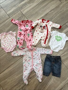 Baby Girls Pink & White Holiday One-Piece Sleepers and Bodysuits